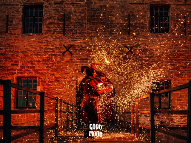 Nar swingt pois met dragon dust